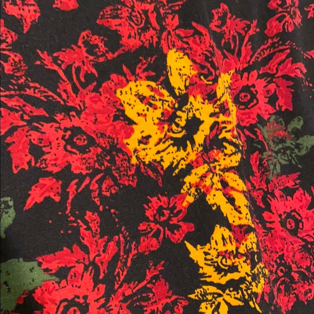 Lularoe - Picture 3 of 3